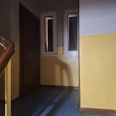 Chopina 6 Na Zielonym Wzgorzu *