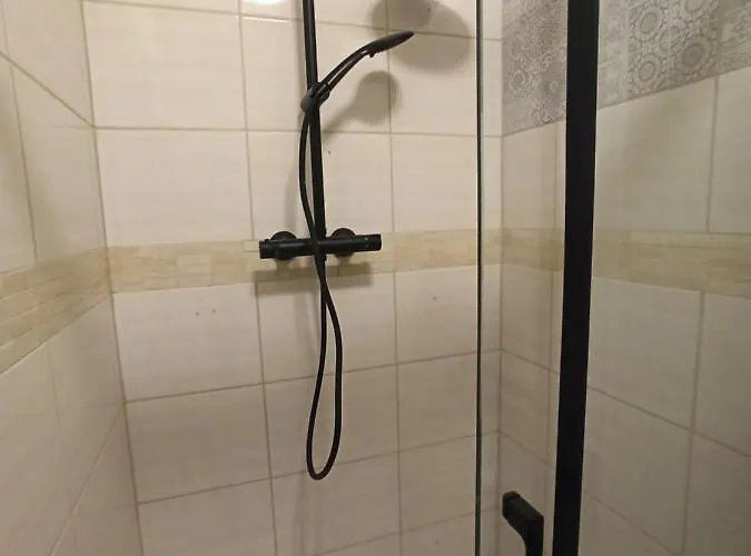 Chopina 6 Na Zielonym Wzgorzu 아파트